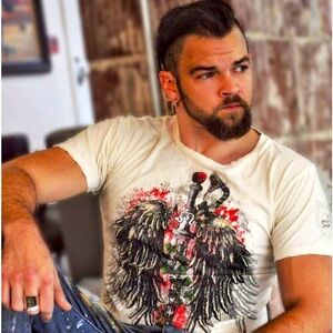 American Apparel customized men’s vintage distressed T-shirt. Brand new.